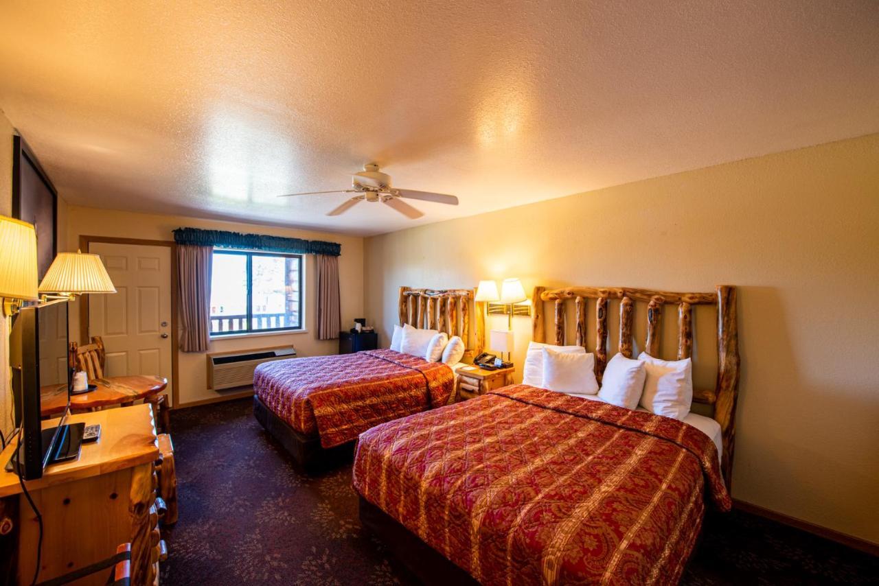 Super 8 By Wyndham Bridgeview Of Mackinaw City Kültér fotó