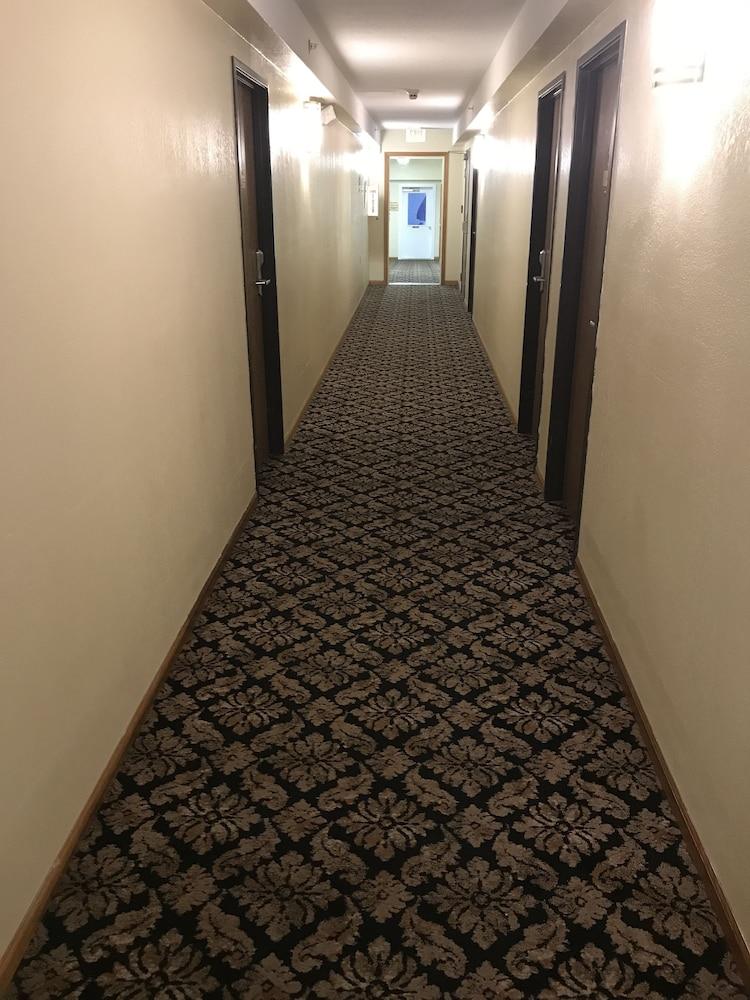 Super 8 By Wyndham Bridgeview Of Mackinaw City Kültér fotó