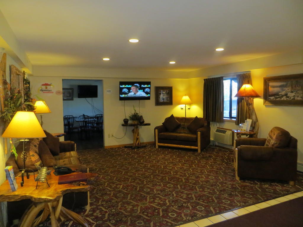 Super 8 By Wyndham Bridgeview Of Mackinaw City Kültér fotó